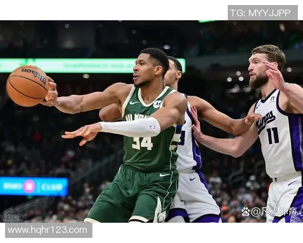 2015年11月开拓者与雄鹿的激烈对决回顾与精彩瞬间分析